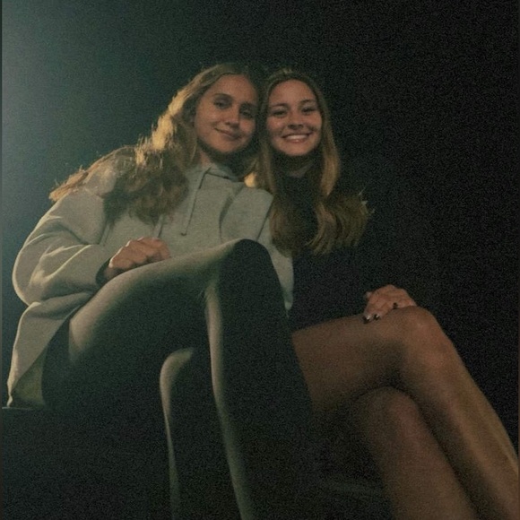 Meet your Posher, Addy - Picture 4 of 5